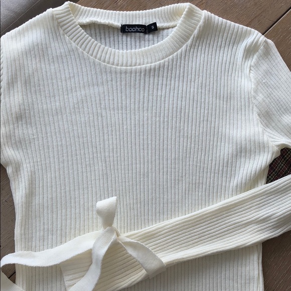 Cream Knit Boohoo Dress with wrist ties - Small - Picture 2 of 2